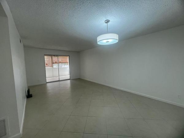 Village Royale Greenwood, 2615 NE 3rd Ct #2130, Boynton Beach, Florida 33435, image 2