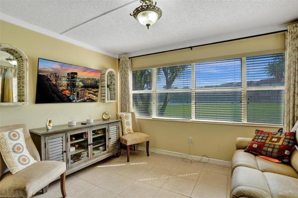Sunrise Lakes 3, 9821 Sunrise Lakes Blvd #106, Sunrise, Florida 33322, image 3