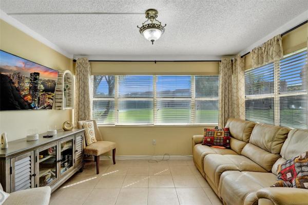 Sunrise Lakes 3, 9821 Sunrise Lakes Blvd #106, Sunrise, Florida 33322, image 2