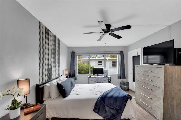 Venetian Park, 2161 NE 42nd Ct #215, Lighthouse Point, Florida 33064, image 3