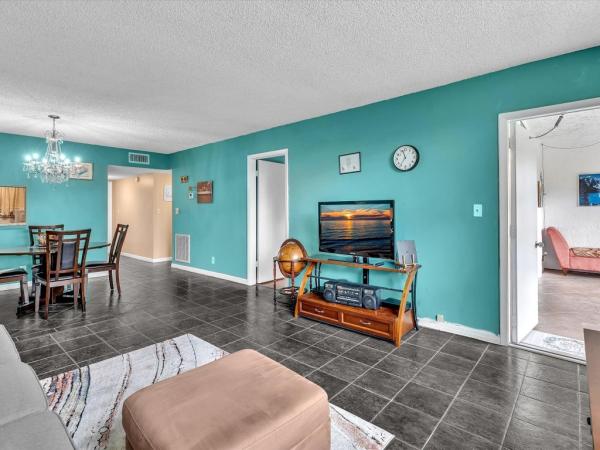 Royal Park Gardens 1, 6570 Royal Palm Blvd #206J, Margate, Florida 33063, image 1