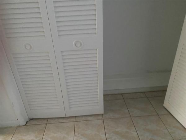 Colonial House, 1100 Atlantic Shores Blvd #309, Hallandale Beach, Florida 33009, image 3
