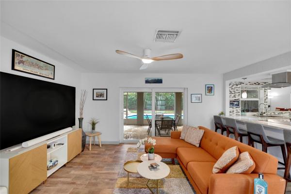 Oriole Margate, 6972 NW 5th Pl, Margate, Florida 33063, image 2