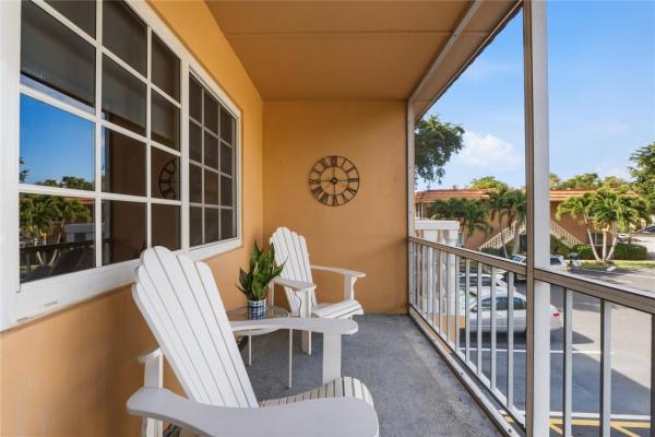 Manor Grove Village, 200 NE 19th Ct #211M, Wilton Manors, Florida 33305, image 1