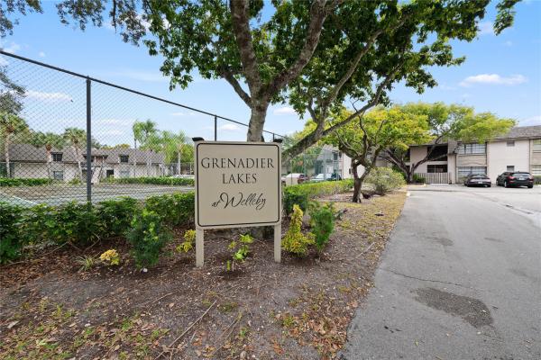 3574 NW 95th Ter #8Q, Sunrise, Florida 33351, image 3