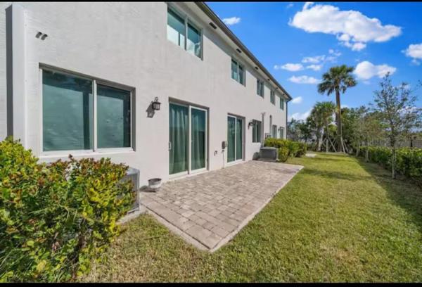Shady Grove, 1559 W 26th Ct, Riviera Beach, Florida 33404, image 1