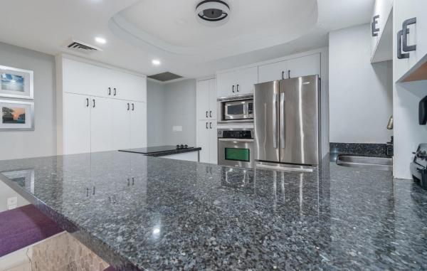 The Four Seasons, 333 Sunset Dr #105, Fort Lauderdale, Florida 33301, image 2