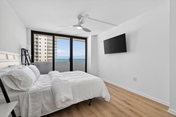 Cote D'Azur, 4200 N Ocean Dr #1-1106, Riviera Beach, Florida 33404, image 2