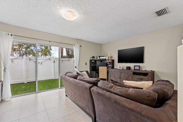 Malibu Bay, 20815 NW 2nd St, Pembroke Pines, Florida 33029, image 3