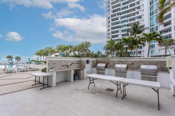 Ocean Colony, 1620 S Ocean Blvd #7-K, Lauderdale By The Sea, Florida 33062, image 2