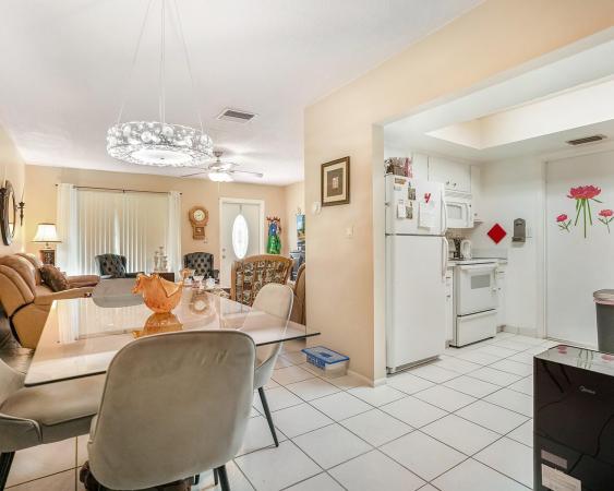 Mainlands Of Tamarac Lakes, 4929 NW 53rd St, Tamarac, Florida 33319, image 2