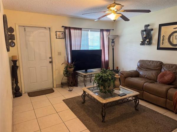 Welwyn Manor, 6353 SW 22nd St, Miramar, Florida 33023, image 2
