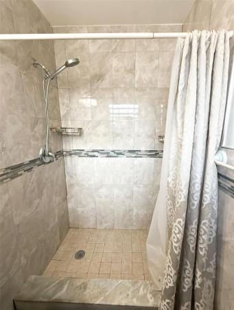 Fulford Highlands, 341 NE 164th St, Golden Glades, Florida 33162, image 1