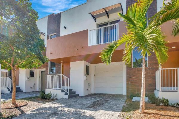 Hollywood South Side,  #1102, Hollywood, Florida 33020, image 1