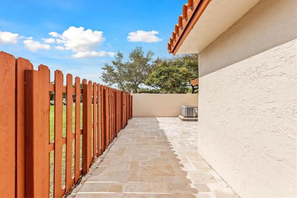 Forest Lake, 11288 SW 59th Ct, Cooper City, Florida 33330, image 2