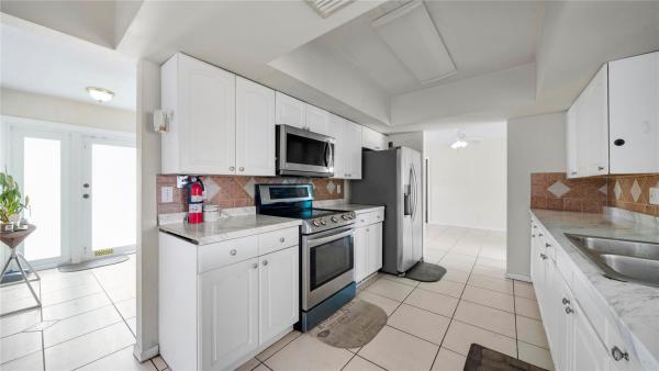 East Gate Estates, 3700 NW 25th St, Lauderdale Lakes, Florida 33311, image 1