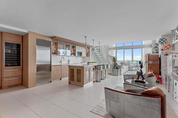 Ten Museum Park Residential, 1040 Biscayne Blvd #2101, Miami, Florida 33132, image 1