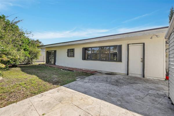 Boulevard Heights, 6881 SW 2nd St, Pembroke Pines, Florida 33023, image 1