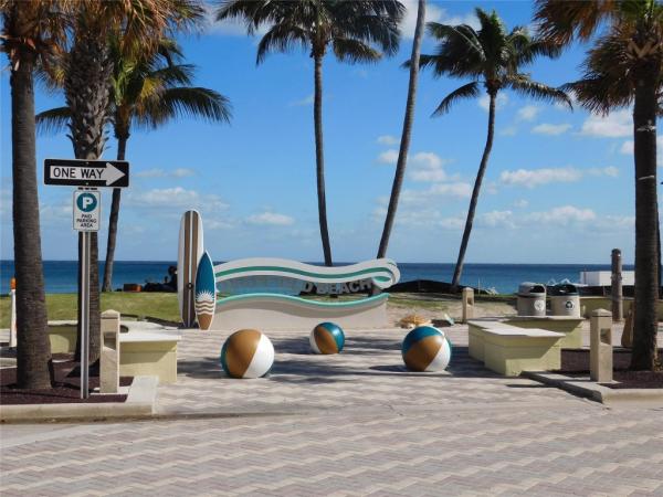 Penthouse North, 105 NE 19th Ave #250, Deerfield Beach, Florida 33441, image 1