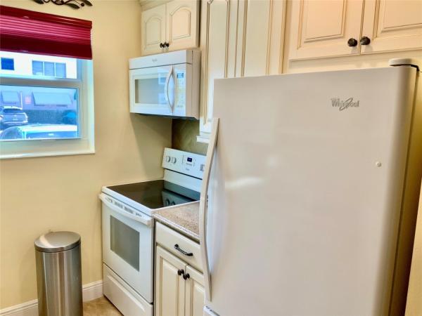 Beach Shore, 700 Bayshore Dr #13, Fort Lauderdale, Florida 33304, image 1