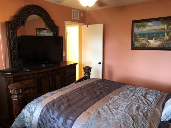 River House Towers, 400 N Federal Hwy #108, Deerfield Beach, Florida 33441, image 2