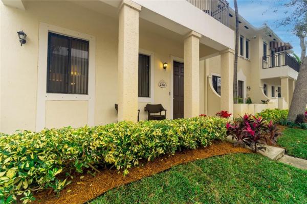 Venetian Villas, 2514 Venetian Ct, Boynton Beach, Florida 33426, image 2