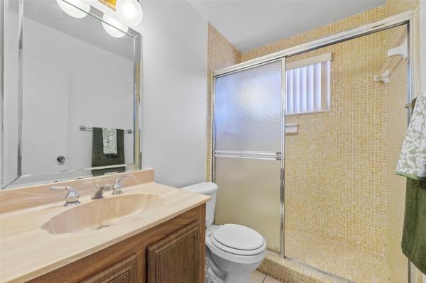 Rokest, 8400 Lagos De Campo Blvd #209, Tamarac, Florida 33321, image 2