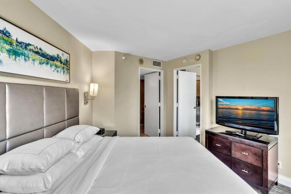 Gallery One, 2670 E Sunrise Blvd #326, Fort Lauderdale, Florida 33304, image 1