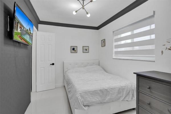 Eastern Shores, 3101 NE 164th St, North Miami Beach, Florida 33160, image 1