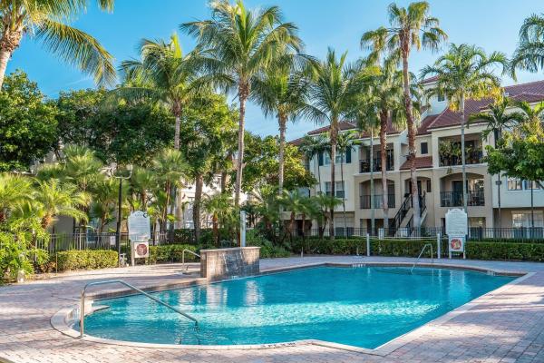 5840 W Sample Rd #301, Coral Springs, Florida 33067, image 1