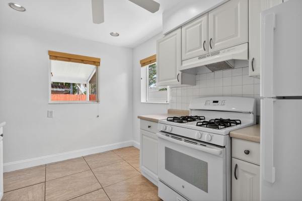 Coral Ridge Isles, 1701 NE 55th St #1-2, Fort Lauderdale, Florida 33334, image 1