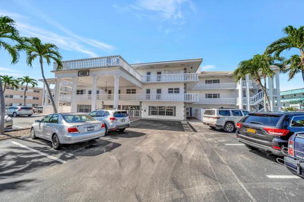 North Leisure Gardens, 1461 S Ocean Blvd #110, Pompano Beach, Florida 33062, image 2
