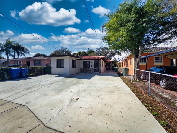 Silver Bluff Homesites, 2620 SW 32nd Ave, Miami, Florida 33133, image 1