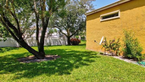 Kingsmill, 7191 Copperfield Cir, Lake Worth, Florida 33467, image 1