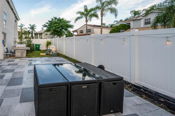 Wedgewood Cove, 621 Lakeshore Ter, Davie, Florida 33325, image 1