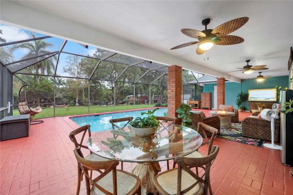 Plantation Golf Estates, 1140 E Tropical Way, Plantation, Florida 33317, image 2