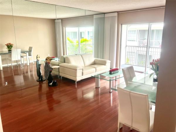 Imperial Point Colonnades, 2211 NE 67th St #1128, Fort Lauderdale, Florida 33308, image 1