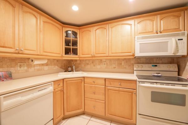 Jamaica House Apartments, 305 N Pompano Beach Blvd #505, Pompano Beach, Florida 33062, image 1