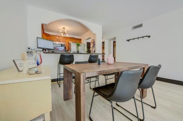 Venetian Gardens At Country Club Of Miami, 18111 NW 68th Ave #I-210, Hialeah, Florida 33015, image 1