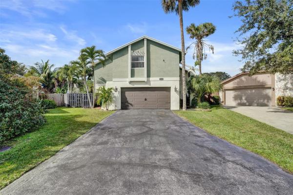 The Crossings, 3808 NW 73rd Way, Coral Springs, Florida 33065, image 2