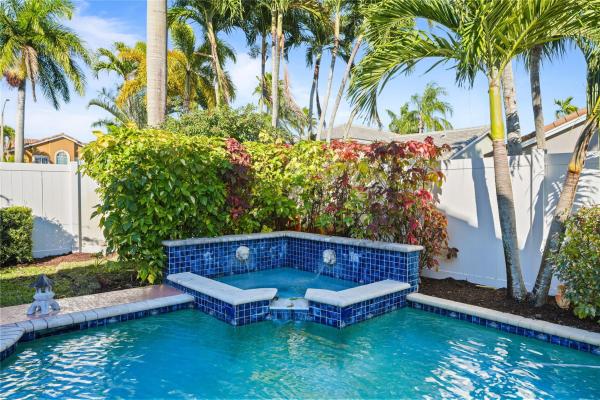 The Preserve, 955 NW 202nd Ave, Pembroke Pines, Florida 33029, image 1