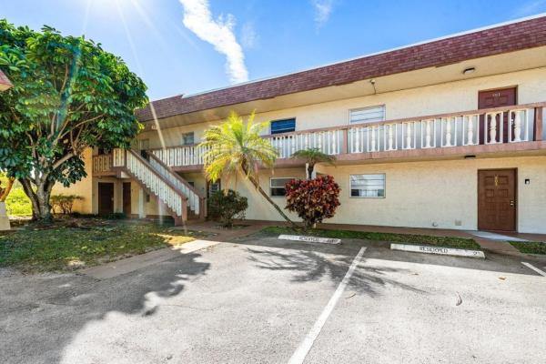 Sandalfoot Squire, 9280 SW 3rd St #802, Boca Raton, Florida 33428, image 3