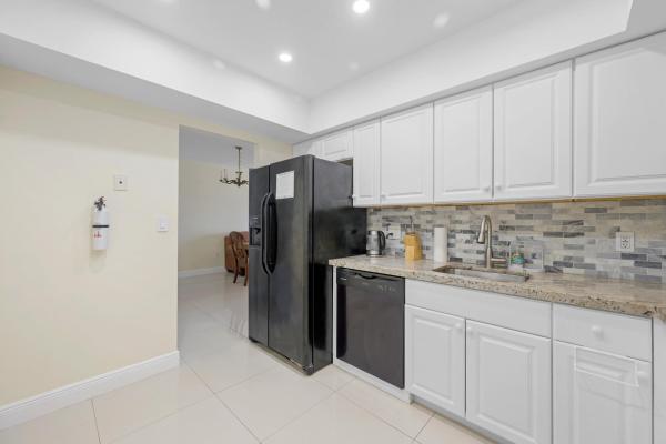 The Hemispheres, 1980 S Ocean Dr #15L, Hallandale Beach, Florida 33009, image 1