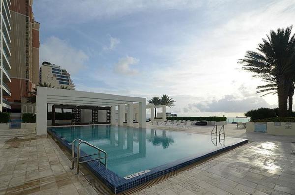 Las Olas Beach Club, 101 S Fort Lauderdale Beach Blvd #1206, Fort Lauderdale, Florida 33316, image 1