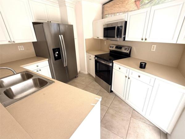 Banyan Lake, 8189 Severn Dr #C, Boca Raton, Florida 33433, image 1