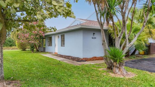Country Lake, 16324 Country Lake Cir, Delray Beach, Florida 33484, image 3