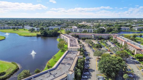 Portofino Village, 3204 Portofino Pt #N4, Coconut Creek, Florida 33066, image 1