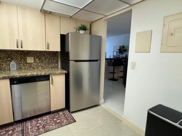 Jamaica House Apartments, 305 N Pompano Beach Blvd #307, Pompano Beach, Florida 33062, image 1