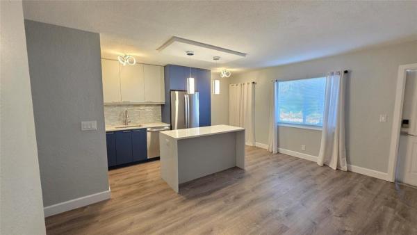 Wilton Village, 2607 NE 8th Ave #14, Wilton Manors, Florida 33334, image 3