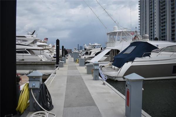 Marina Palms Boat Slips, 17211 Biscayne Blvd, North Miami Beach, Florida 33160, image 2